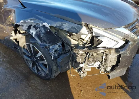 2018 Nissan Altima 2.5 Sv z USA, uszkodzony, nr VIN 1N4AL3AP6JC194029